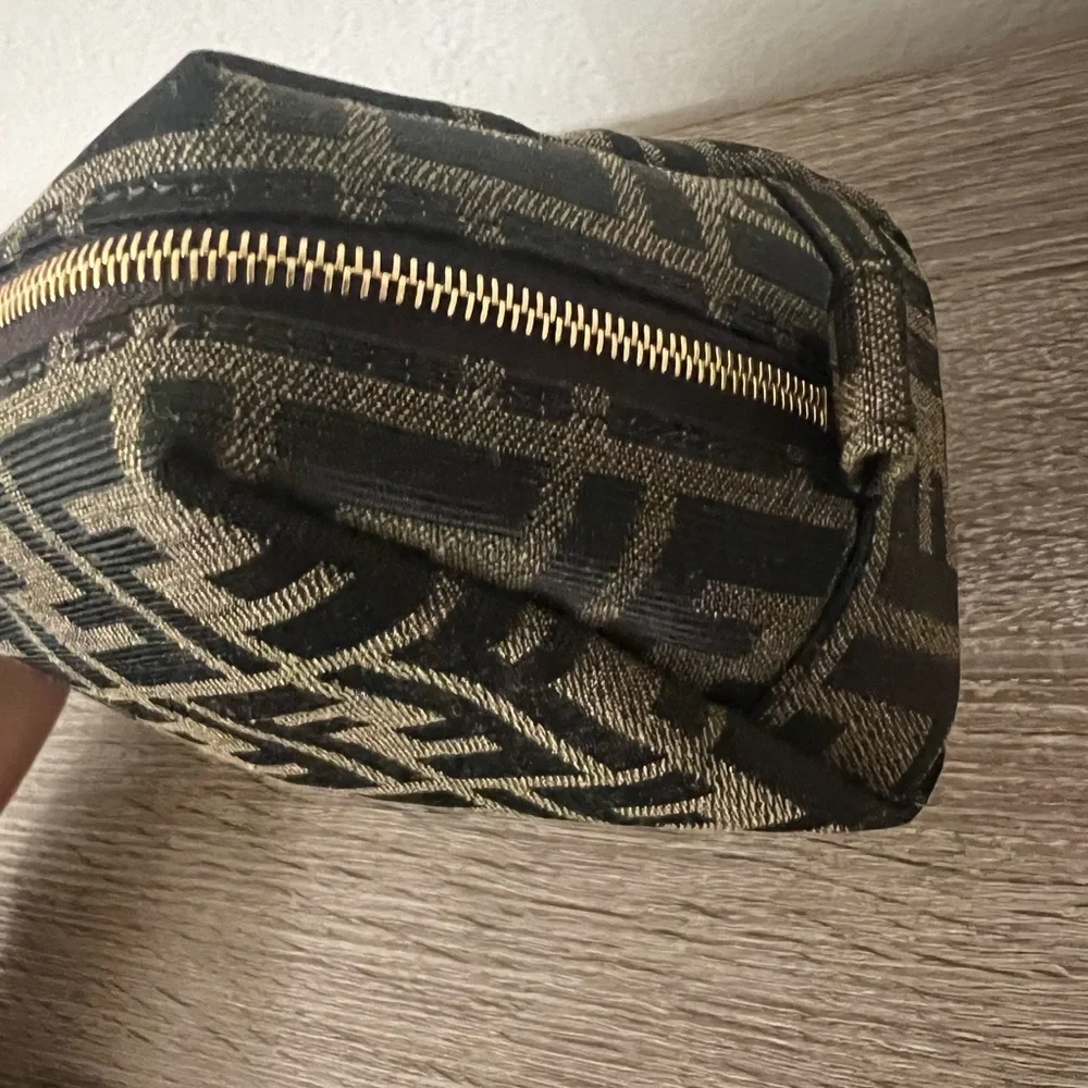 Fendi  cosmo pouch